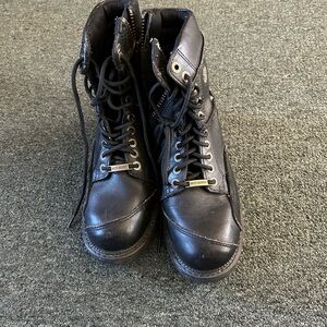 Women’s Harley Davidson riding boots. Gently used. Nicely broken in.
